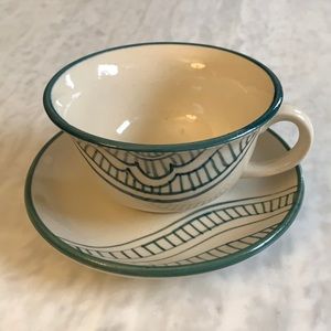 Tea cup & saucer set